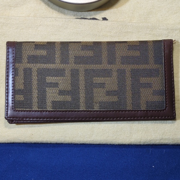 Vintage Fendi Brown/Gold Zucca Continental Wallet / FFCharm/CheckBook Insert$250 - Picture 7 of 14